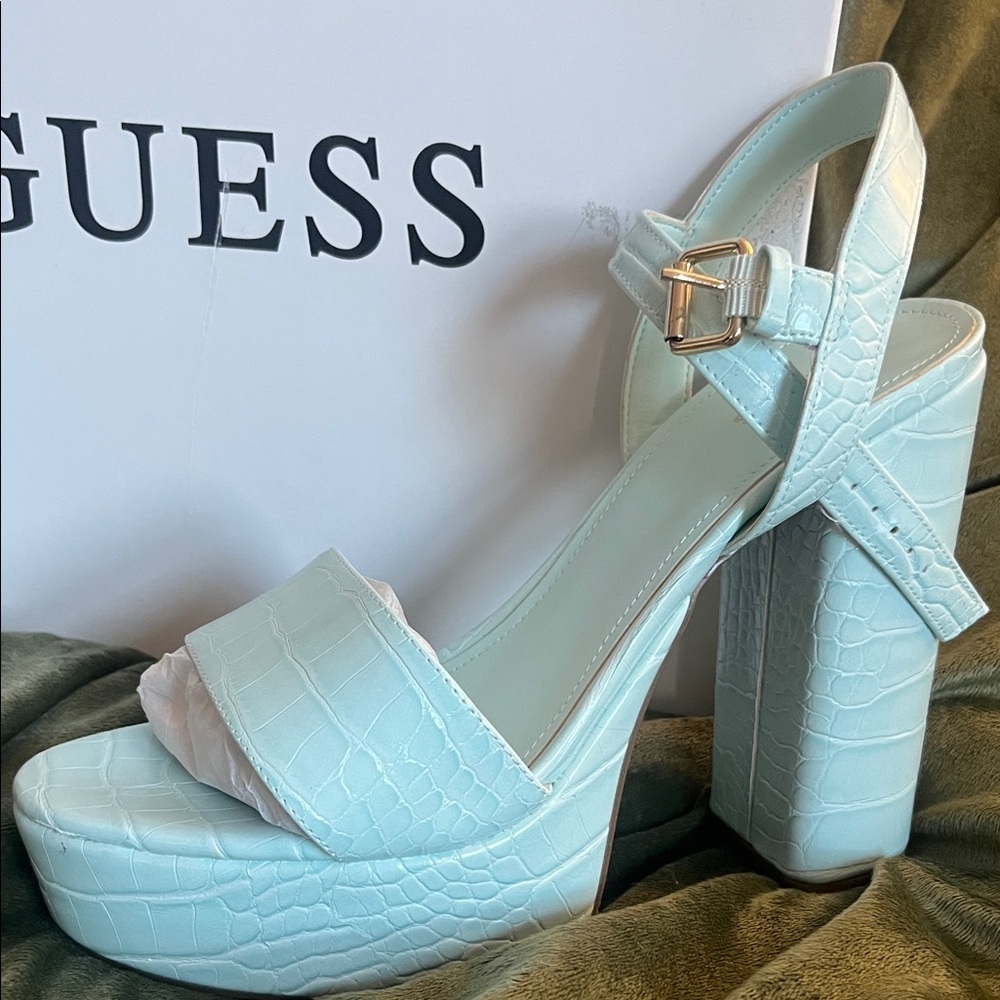 New GUESS Aqua Croc-Embossed Platform Heels